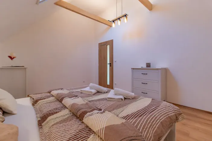 Prodej bytu 2+kk, Petrovice u Sušice - Jiřičná, 68 m2