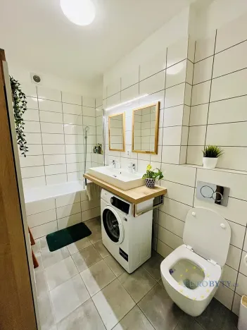 Prodej bytu 2+kk, Praha - Vysočany, Pod Harfou, 44 m2