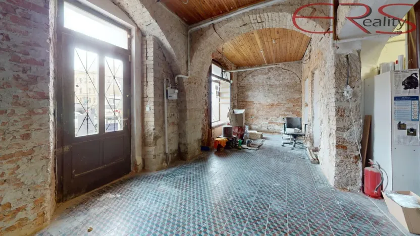 Prodej rodinného domu, Mnichovo Hradiště, Masarykovo náměstí, 200 m2