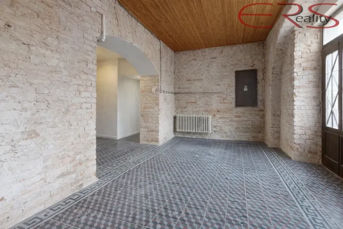 Prodej rodinného domu, Mnichovo Hradiště, Masarykovo náměstí, 200 m2