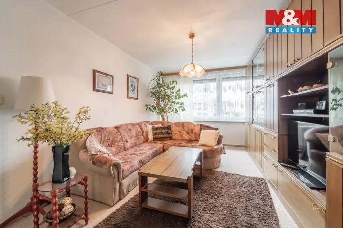 Prodej bytu 3+1, Praha - Řepy, Makovského, 65 m2