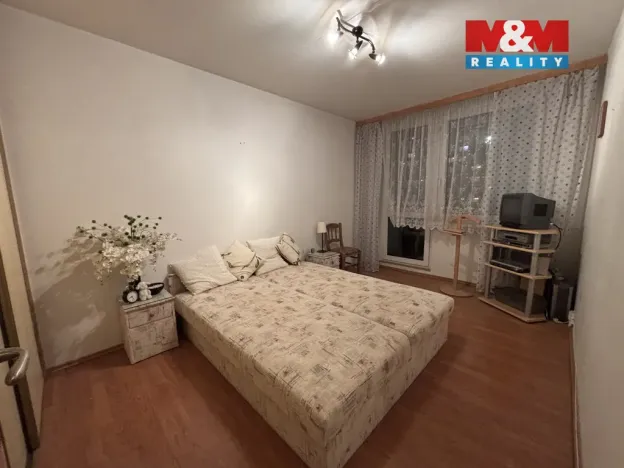 Prodej bytu 3+1, Praha - Řepy, Makovského, 65 m2