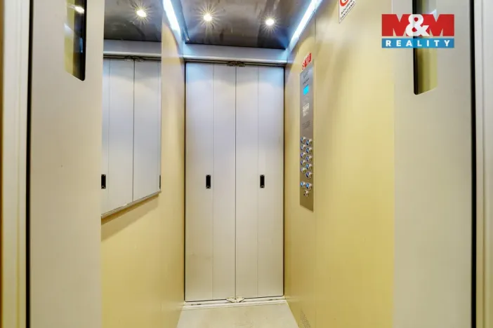 Pronájem bytu 4+1, Plzeň - Bolevec, Tachovská, 84 m2