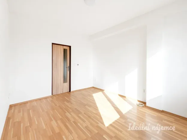 Pronájem bytu 2+kk, Tursko, Nová, 44 m2