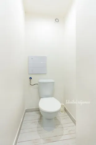 Pronájem bytu 2+kk, Tursko, Nová, 44 m2