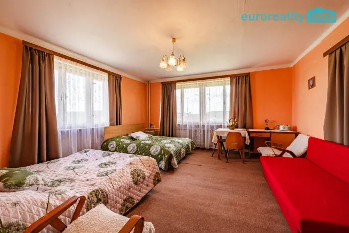 Prodej rodinného domu, Pláně - Ondřejov, 270 m2