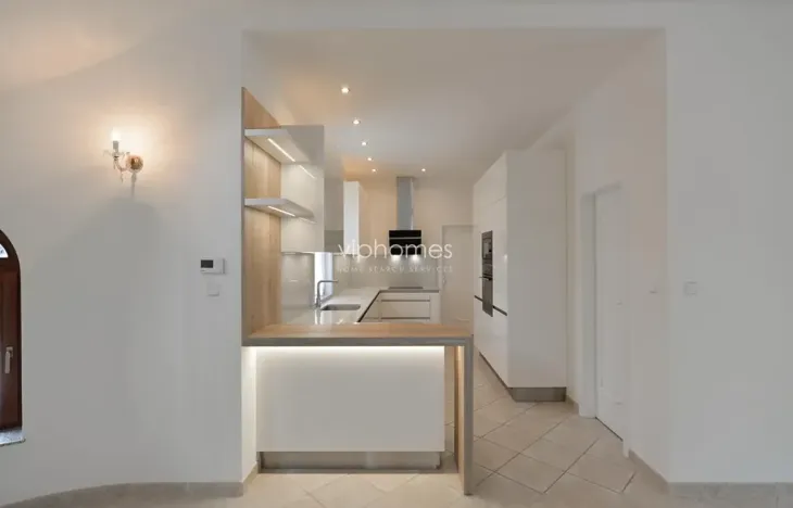 Pronájem vily, Praha - Nebušice, Nebušická, 243 m2