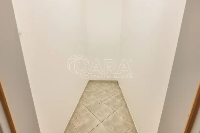 Prodej bytu 2+kk, Praha - Modřany, Semická, 53 m2