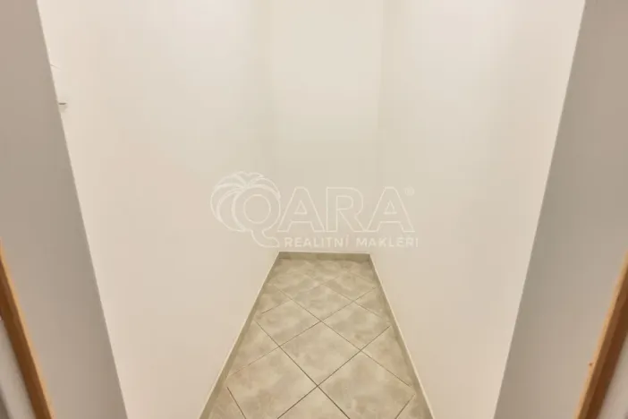 Prodej bytu 2+kk, Praha - Modřany, Semická, 53 m2