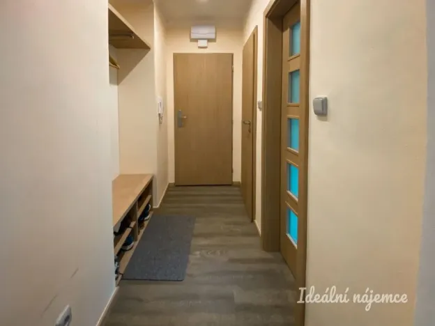 Pronájem bytu 2+kk, Ostrava - Poruba, Gen. Sochora, 58 m2