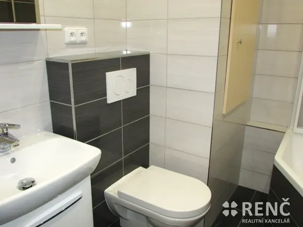 Pronájem bytu 1+1, Brno, Štouračova, 33 m2