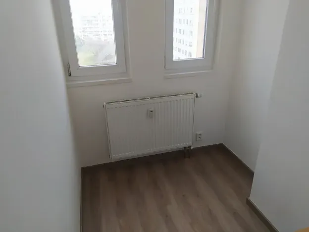Pronájem bytu 1+kk, Praha - Troja, Olštýnská, 27 m2
