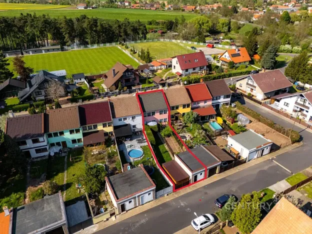 Prodej rodinného domu, Vroutek, Na Hůrce, 140 m2