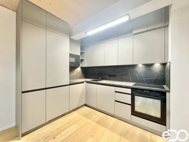 Pronájem bytu 3+kk, Praha, Ujgurská, 68 m2