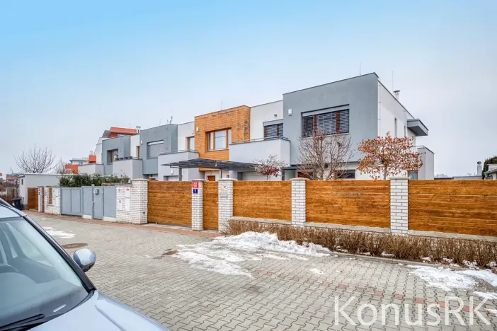 Prodej rodinného domu, Praha - Pitkovice, Lošáková, 137 m2