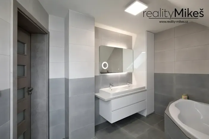 Pronájem bytu 4+kk, Rychnov u Jablonce nad Nisou, Malířská, 131 m2