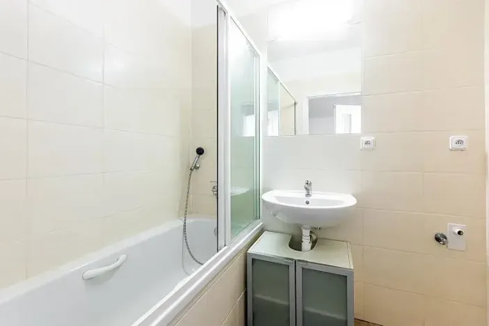 Pronájem bytu 2+kk, Praha - Holešovice, Malá Plynární, 51 m2