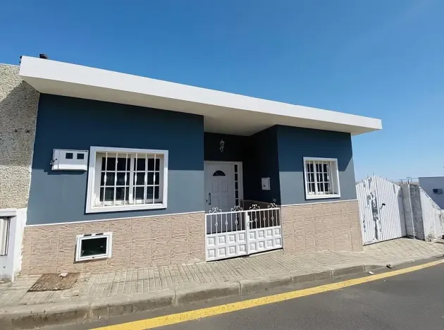 Prodej rodinného domu, Santiago del Teide, Španělsko, 100 m2