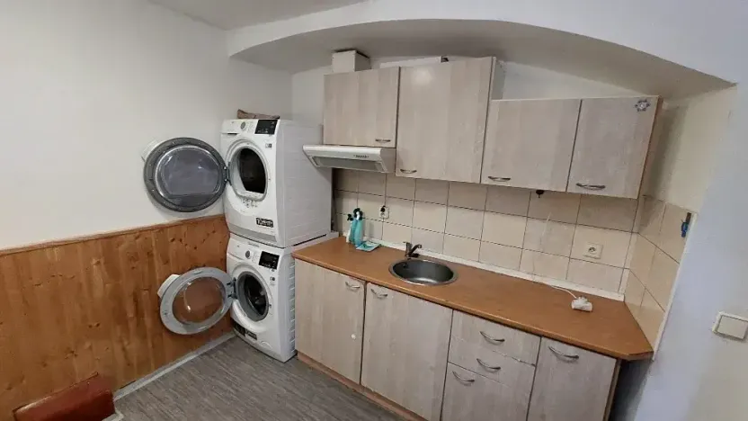 Pronájem bytu 1+kk, Jablonec nad Nisou, Rychnovská, 30 m2