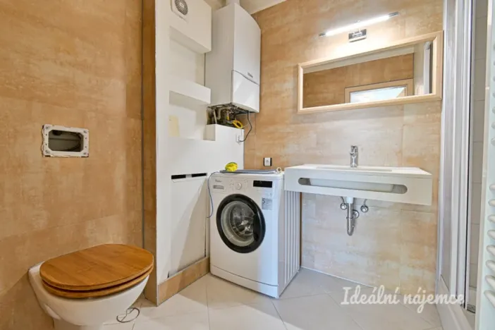 Pronájem bytu 2+kk, Brno, Merhautova, 50 m2