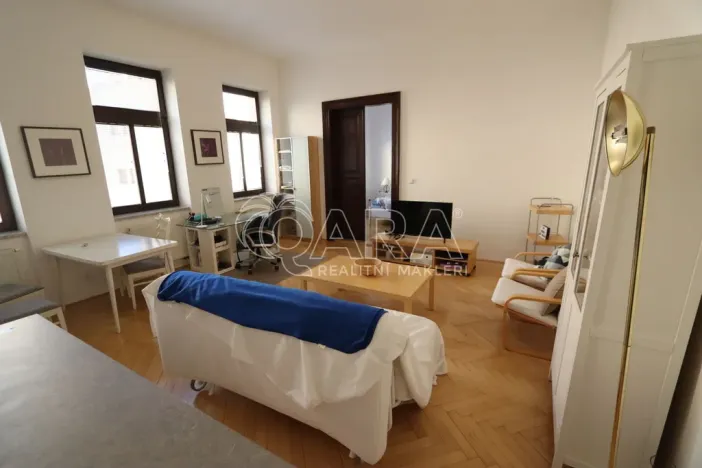 Pronájem kanceláře, Praha, Štěpánská, 71 m2