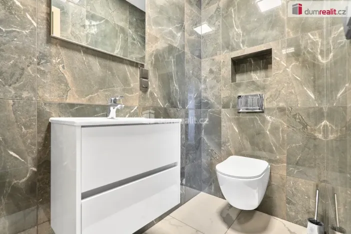 Prodej rodinného domu, Andělská Hora, 189 m2