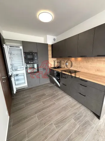 Prodej bytu 2+kk, Teplice, Novoveská, 56 m2