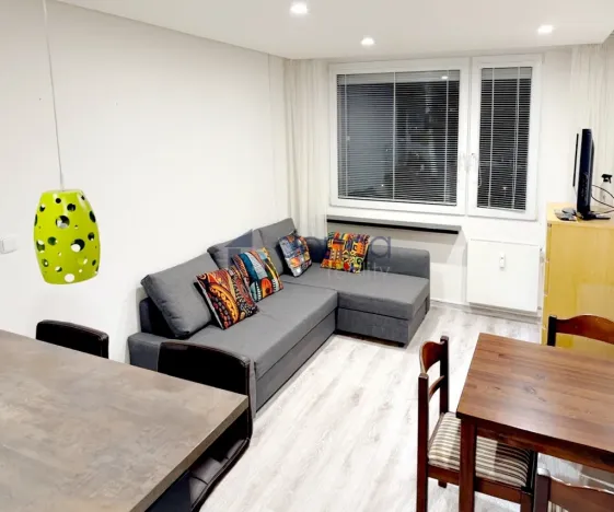 Pronájem bytu 2+kk, Praha, Konstantinova, 42 m2