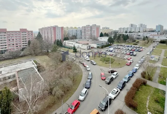 Pronájem bytu 2+kk, Praha, Konstantinova, 42 m2