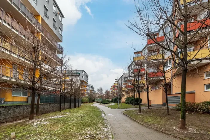 Pronájem bytu 2+kk, Praha - Vysočany, Poděbradská, 50 m2