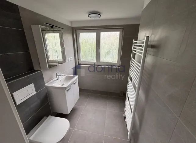 Pronájem bytu 2+1, Praha, Mikšovského, 57 m2