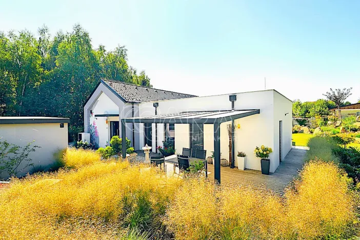 Prodej rodinného domu, Kamenice - Struhařov, 145 m2