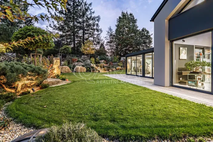 Prodej rodinného domu, Kamenice - Struhařov, 145 m2