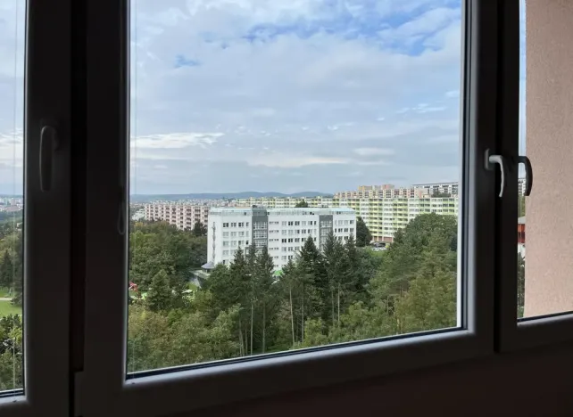 Pronájem bytu 1+kk, Brno - Lesná, Halasovo náměstí, 26 m2