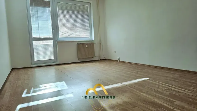 Prodej bytu 4+1, Chlum u Třeboně, Sídliště F. Hrubína, 87 m2