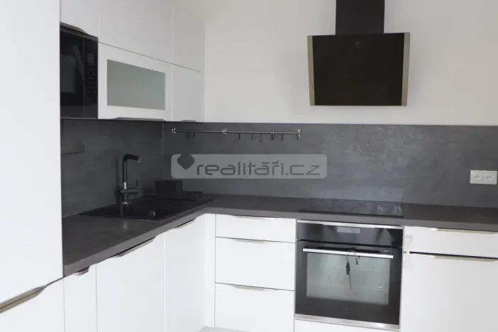 Pronájem bytu 2+kk, Plzeň - Jižní Předměstí, Stehlíkova, 67 m2