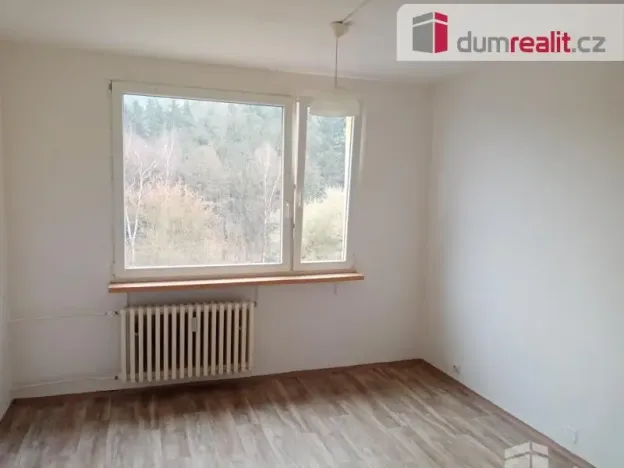 Pronájem bytu 1+1, Děčín - Děčín IX-Bynov, Gagarinova, 34 m2