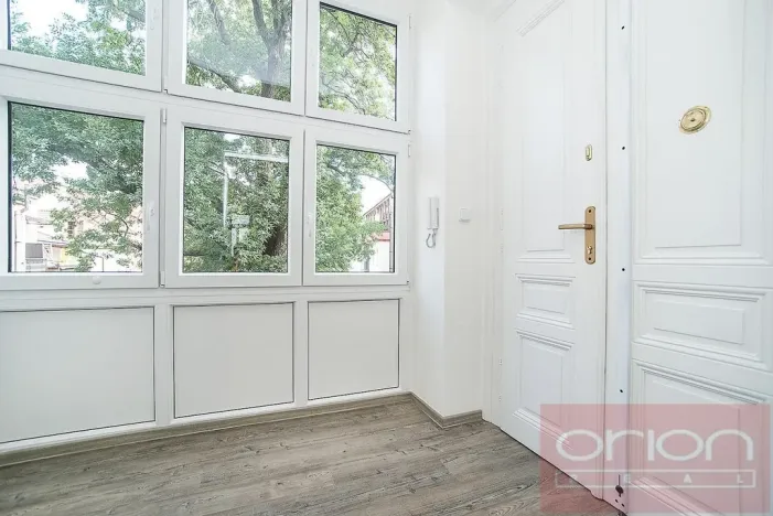 Pronájem bytu 2+kk, Praha - Smíchov, Jindřicha Plachty, 59 m2
