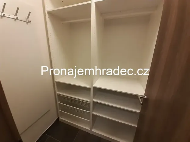 Pronájem bytu 2+kk, Hradec Králové, Kejzlarova, 51 m2