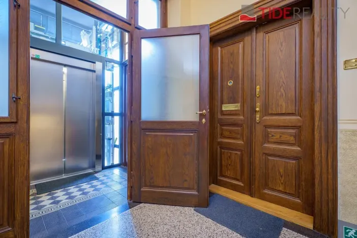 Prodej bytu 4+kk, Praha, Senovážné náměstí, 94 m2