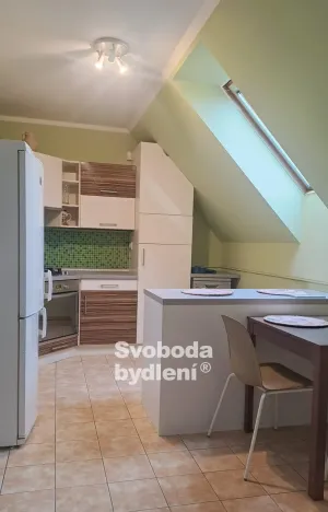 Pronájem bytu 2+1, Nupaky, K Parku, 54 m2