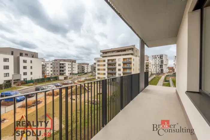 Pronájem bytu 2+kk, Praha - Vysočany, Smržových, 52 m2