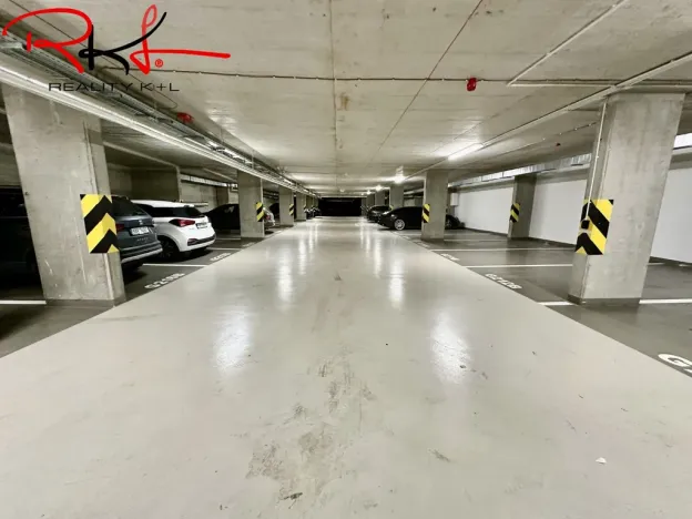 Pronájem bytu 1+kk, Praha, U Pergamenky, 38 m2