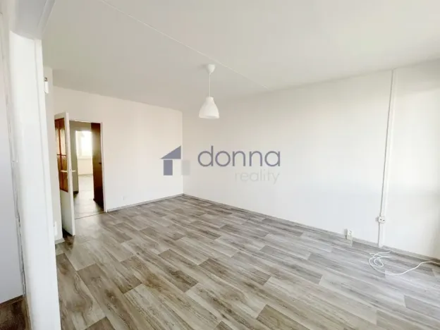 Pronájem bytu 3+1, Praha, Brandlova, 72 m2