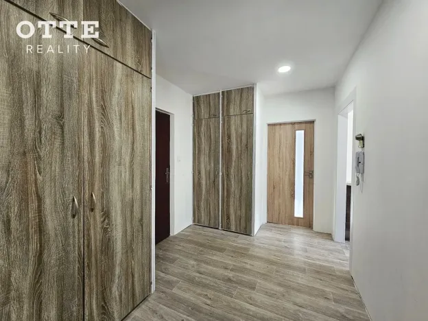 Pronájem bytu 2+1, Plzeň, Komenského, 55 m2