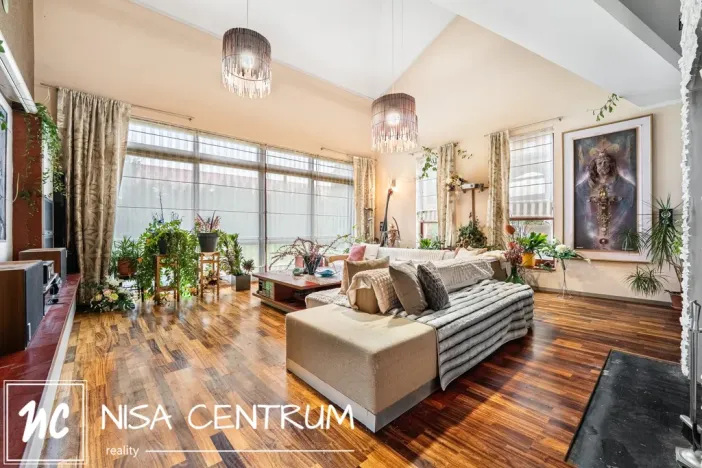 Prodej rodinného domu, Liberec, Josefinino údolí, 430 m2