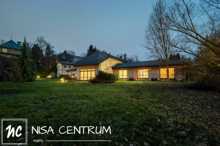 Prodej rodinného domu, Liberec, Josefinino údolí, 430 m2