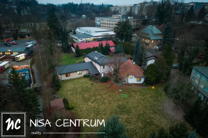 Prodej rodinného domu, Liberec, Josefinino údolí, 430 m2