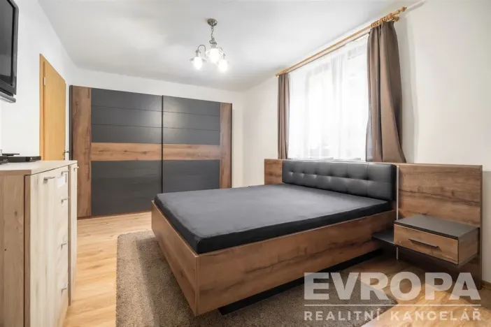 Prodej rodinného domu, Zeleneč, Bezručova, 213 m2