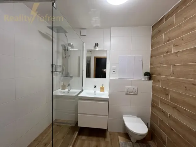 Pronájem bytu 2+kk, Ostrava, 62 m2